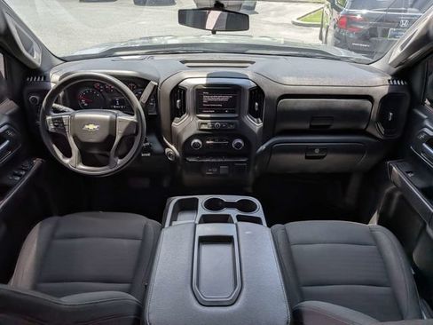 Used 2023 Chevrolet Silverado 1500 Custom AWD/4WD image 14