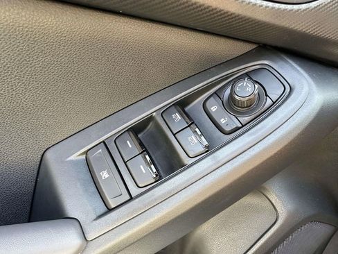 Certified 2025 Subaru Crosstrek 2.0i Premium image 32