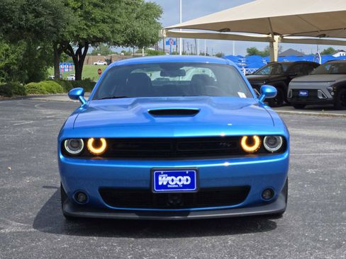 Used 2023 Dodge Challenger R/T w/ Plus Package image 2