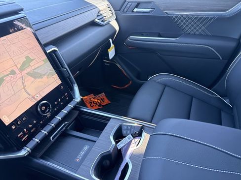 New 2026 GMC Acadia Denali w/ Super Cruise Package FWD image 24
