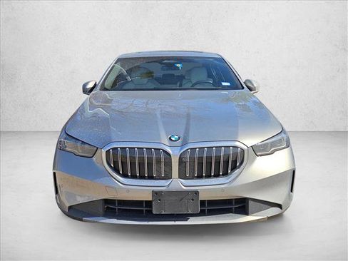 Certified 2024 BMW 530i 530i w/ Premium Package image 2