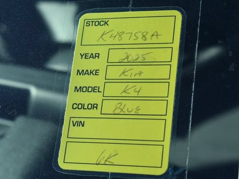 Certified 2025 Kia K4 FWD image 31