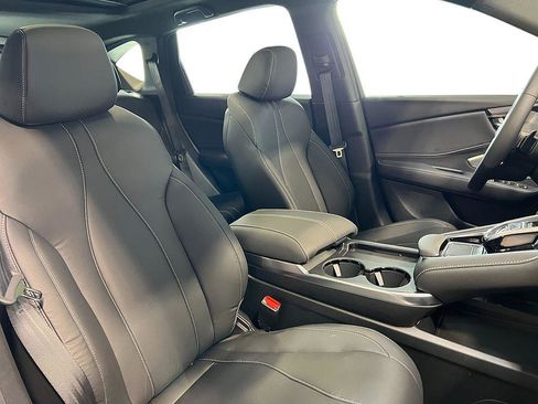 Used 2025 Acura RDX SH-AWD image 38