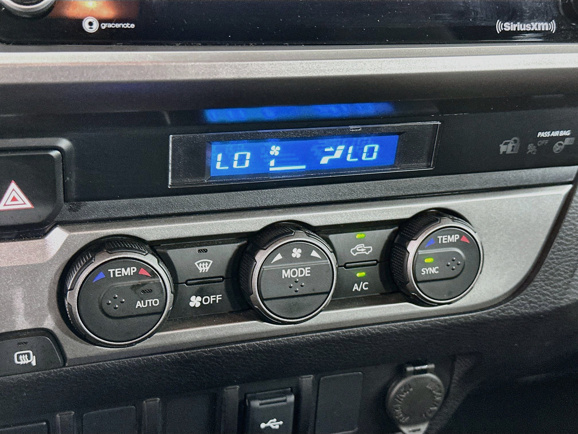 Used 2022 Toyota Tacoma SR5 w/ Technology Package RWD image 24