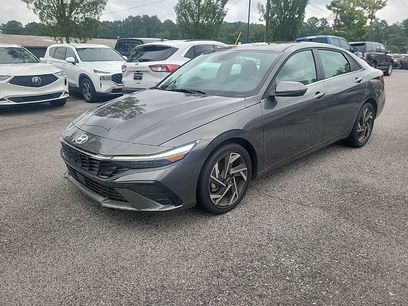 Used 2025 Hyundai Elantra Limited