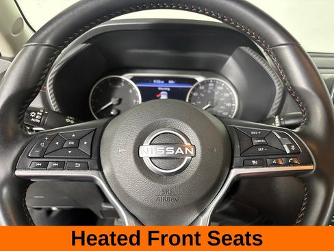 Used 2025 Nissan Sentra SR FWD image 14