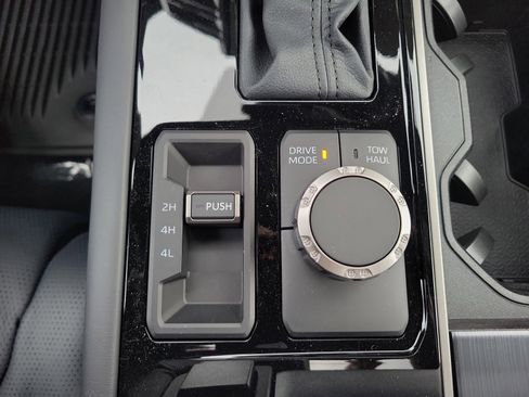 New 2026 Toyota Sequoia Platinum AWD/4WD image 37