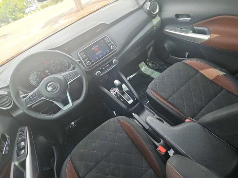 Used 2020 Nissan Kicks SR FWD image 22