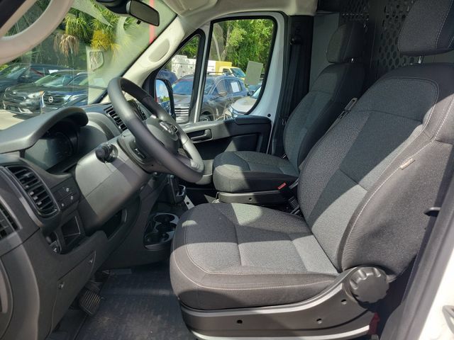 Used 2025 RAM ProMaster 2500 w/ U-Haul Equipment Group FWD image 15