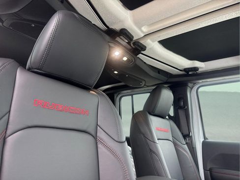 New 2026 Jeep Gladiator Rubicon image 15