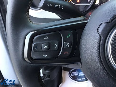 Used 2024 Jeep Gladiator Sport image 28