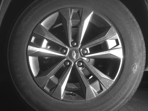 Used 2025 Chevrolet Equinox LT image 14