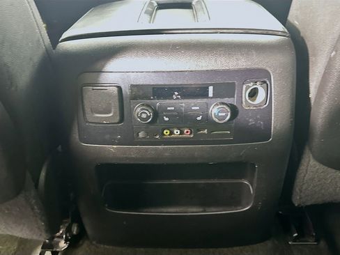 Used 2015 Chevrolet Tahoe LT image 22