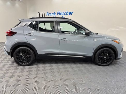 Used 2022 Nissan Kicks SR w/ Premium Package FWD image 7