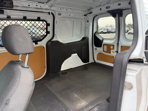 Used 2018 Ford Transit Connect XL image 18