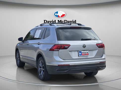 Used 2022 Volkswagen Tiguan SE image 4