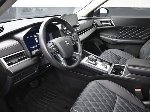 Used 2024 Mitsubishi Outlander SEL image 19