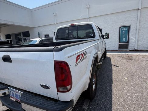 Used 2003 Ford F250 Lariat AWD/4WD image 6