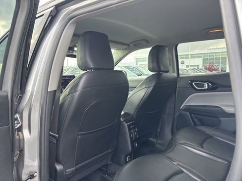 Used 2022 Jeep Compass Limited AWD/4WD image 34