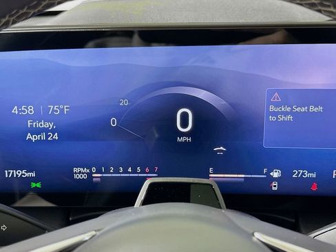 Used 2025 Buick Enclave Avenir AWD/4WD image 10