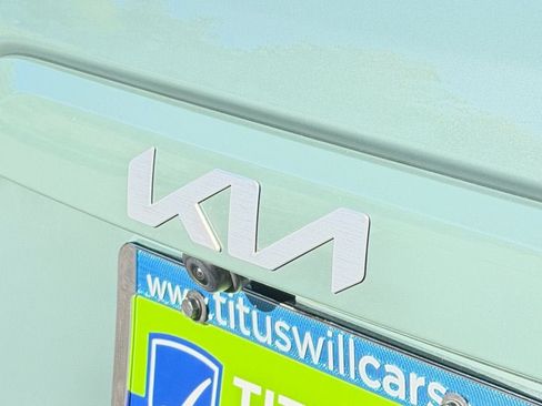 Used 2025 Kia Niro FWD image 36