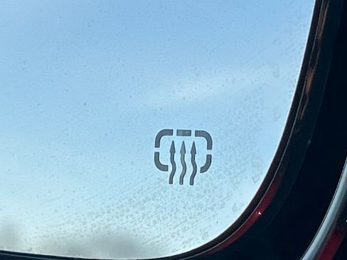 New 2026 Chrysler Pacifica Select image 39