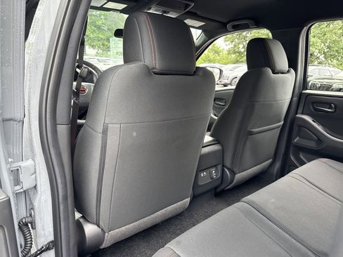 New 2026 Nissan Frontier PRO-4X w/ Pro-4x Convenience Package AWD/4WD image 17