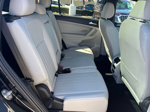 Used 2023 Volkswagen Tiguan SE R-Line FWD image 39