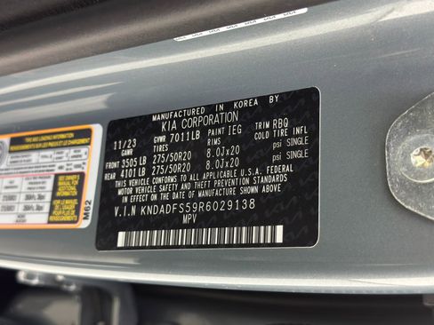 Used 2024 Kia EV9 Land image 51