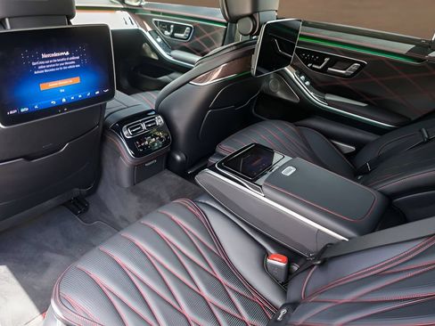 Used 2024 Mercedes-Benz S 63 AMG S image 24