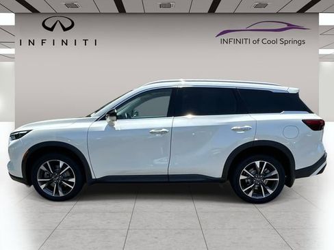 Used 2023 INFINITI QX60 Luxe w/ Cargo Package AWD/4WD image 4
