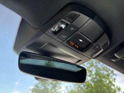 Used 2024 Porsche 911 Carrera GTS image 34