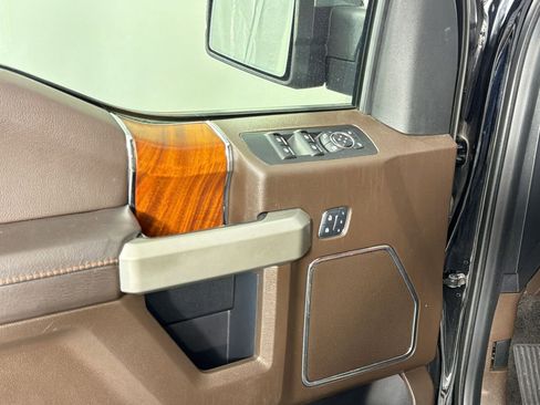 Used 2018 Ford F150 King Ranch w/ Equipment Group 601A Luxury image 15