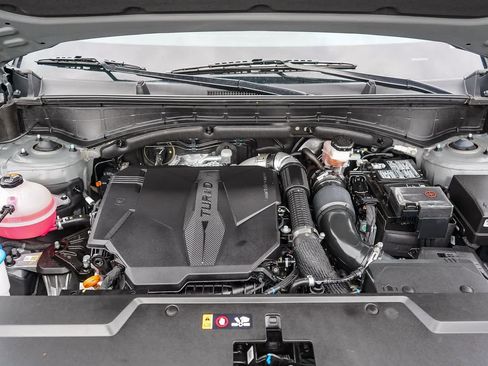 Used 2024 Hyundai Santa Fe Limited image 25