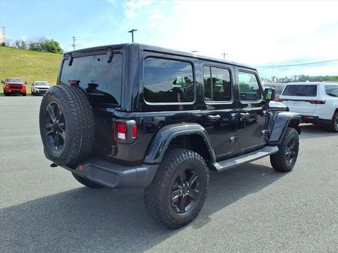 Used 2021 Jeep Wrangler Unlimited Sahara AWD/4WD image 4