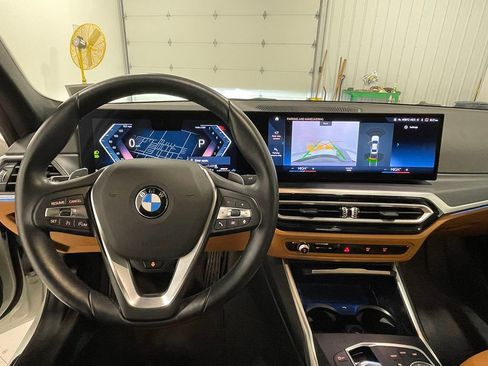 Used 2023 BMW 330i xDrive 330i xDrive w/ Convenience Package image 34