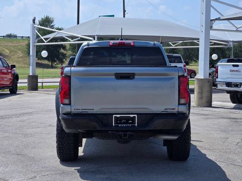 Certified 2024 Chevrolet Colorado ZR2 w/ ZR2 Convenience Package III AWD/4WD image 6
