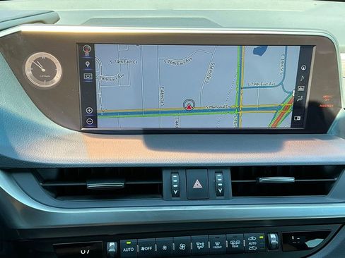 Used 2019 Lexus ES 350 F Sport w/ Accessory Package 2 FWD image 21