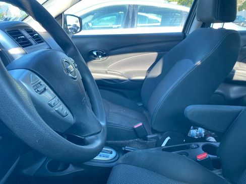 Used 2017 Nissan Versa SV FWD image 13