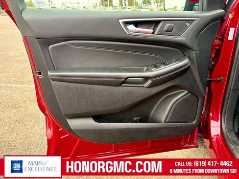 Used 2024 Ford Edge Titanium image 14
