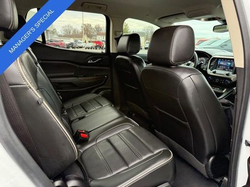 Used 2023 GMC Acadia Denali AWD/4WD image 10