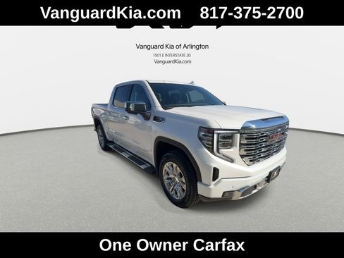 Used 2023 GMC Sierra 1500 Denali w/ Technology Package AWD/4WD image 2
