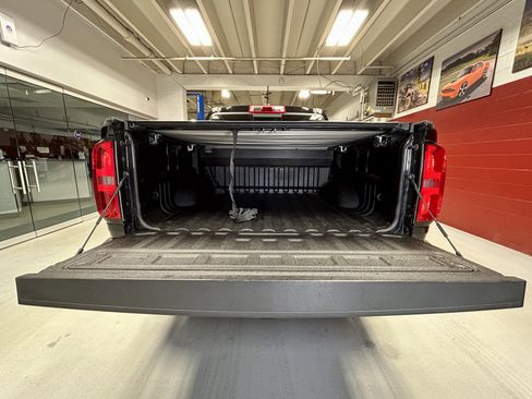 Used 2020 Chevrolet Colorado ZR2 w/ Colorado ZR2 Bison Edition image 7