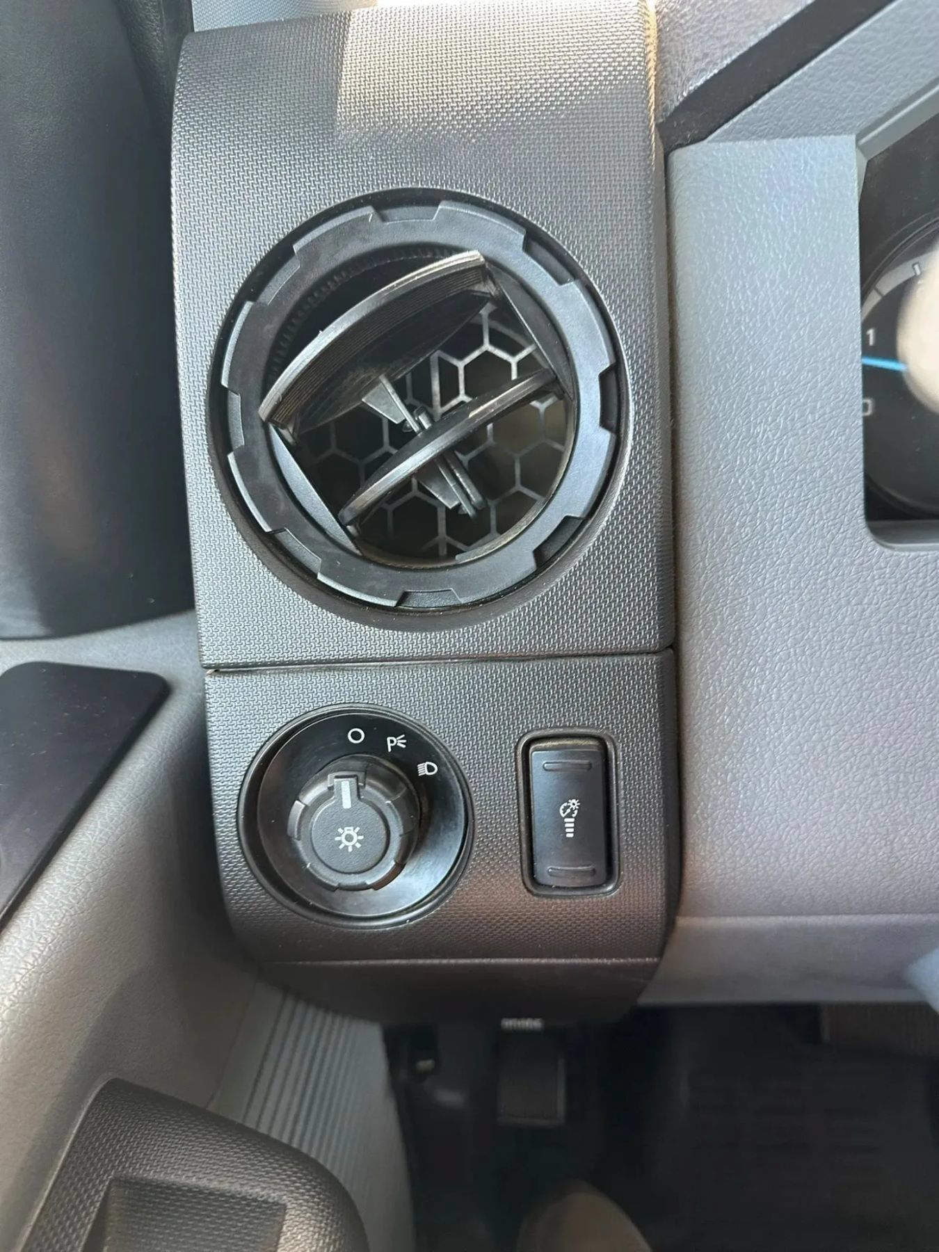 Used 2016 Ford F450 XL w/ Power Equipment Group AWD/4WD image 18