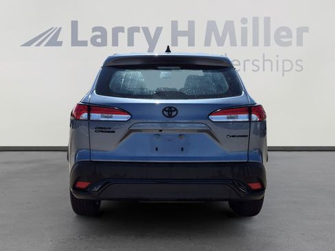 Used 2025 Toyota Corolla Cross AWD Hybrid image 4