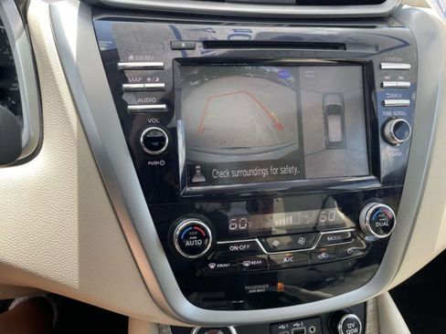 Used 2024 Nissan Murano SL AWD/4WD image 19