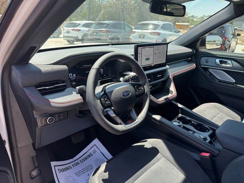 New 2026 Ford Explorer ST RWD image 33