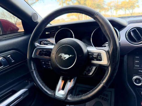 Used 2017 Ford Mustang Coupe image 39