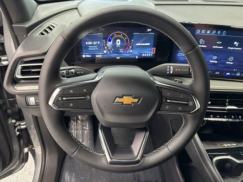 New 2026 Chevrolet Traverse LT image 14