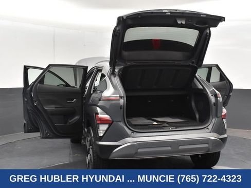 Used 2024 Hyundai Kona Limited AWD/4WD image 40